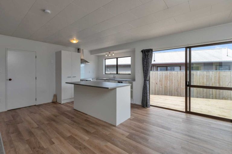 Photo of property in 114 Paramount Parade, Tikipunga, Whangarei, 0112