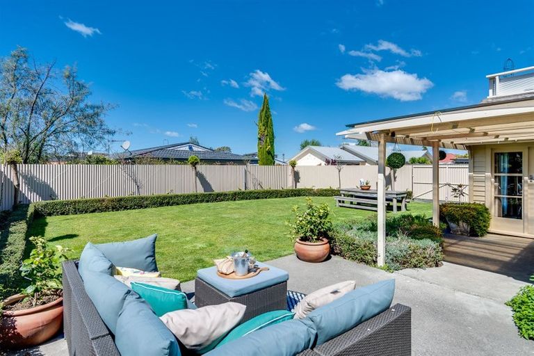 Photo of property in 41 Avondale Road, Taradale, Napier, 4112