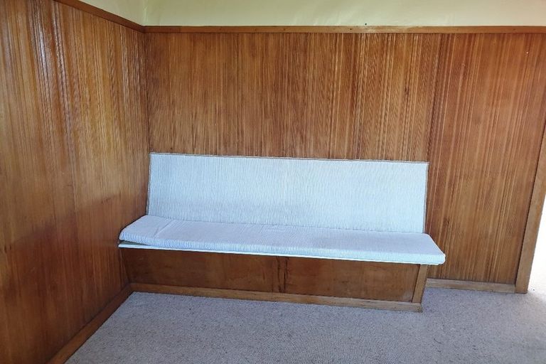 Photo of property in 27 Smith Street, Waverley, 4510