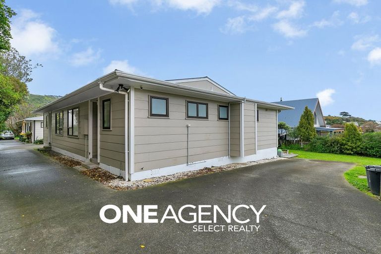 Photo of property in 1/11 Te Arawi Street, Takapuwahia, Porirua, 5022