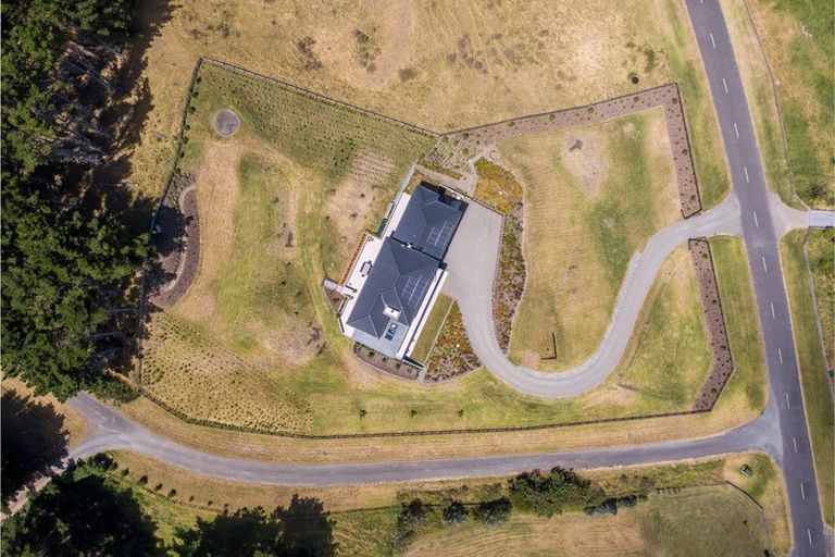 Photo of property in 80 Harakeke Road, Te Horo, Otaki, 5581