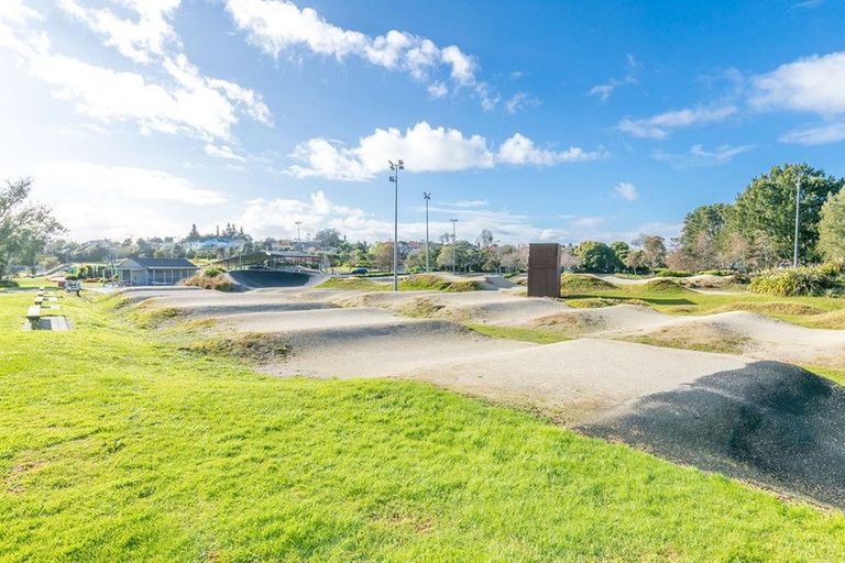 Photo of property in 28a Walsh Street, Forest Lake, Hamilton, 3200