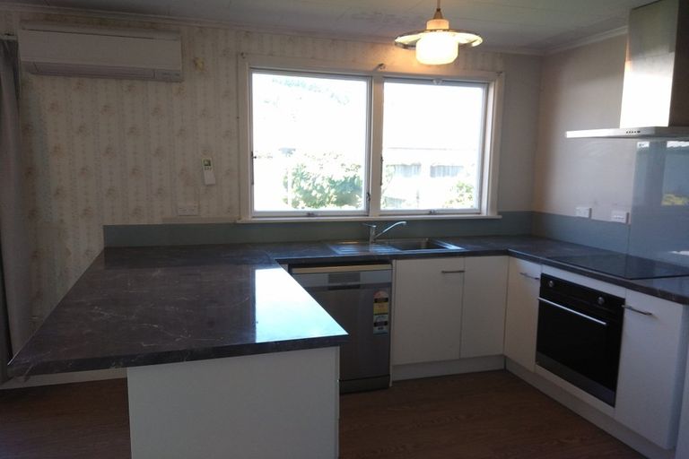 Photo of property in 3 Landsdowne Terrace, Cashmere, Christchurch, 8022