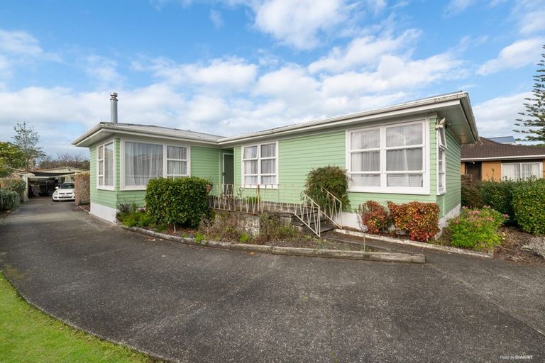 Photo of property in 11 Elizabeth Street, Orewa, 0931