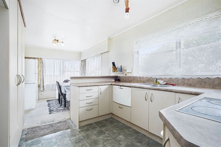 Photo of property in 19 Russleigh Drive, Dinsdale, Hamilton, 3204