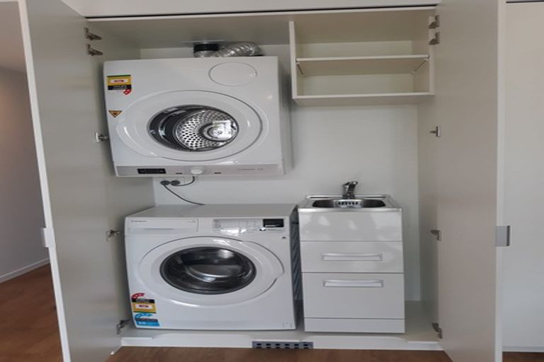 Photo of property in 24/6 Waverley Street, Sydenham, Christchurch, 8023