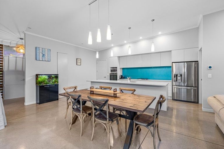 Photo of property in 11 Oceania Sands Way, Papamoa Beach, Papamoa, 3118