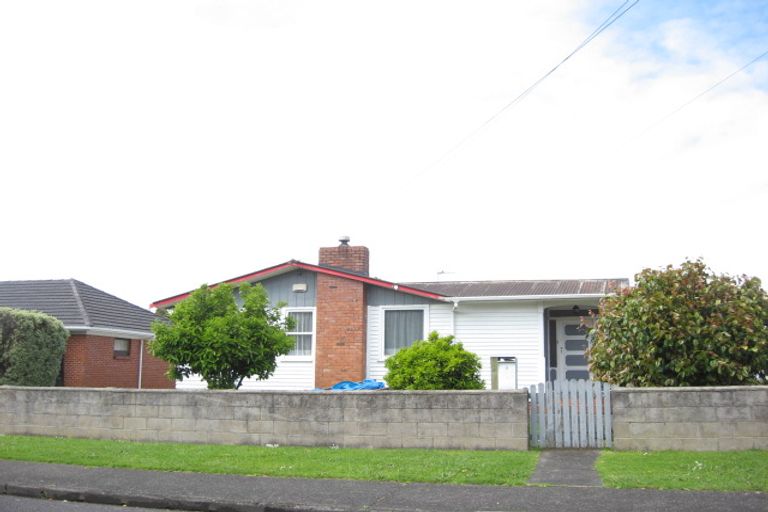 Photo of property in 8 Orchard Rise, Rosehill, Papakura, 2113