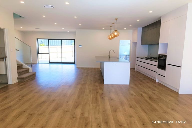 Photo of property in 4 Luff Place, Long Bay, Auckland, 0630