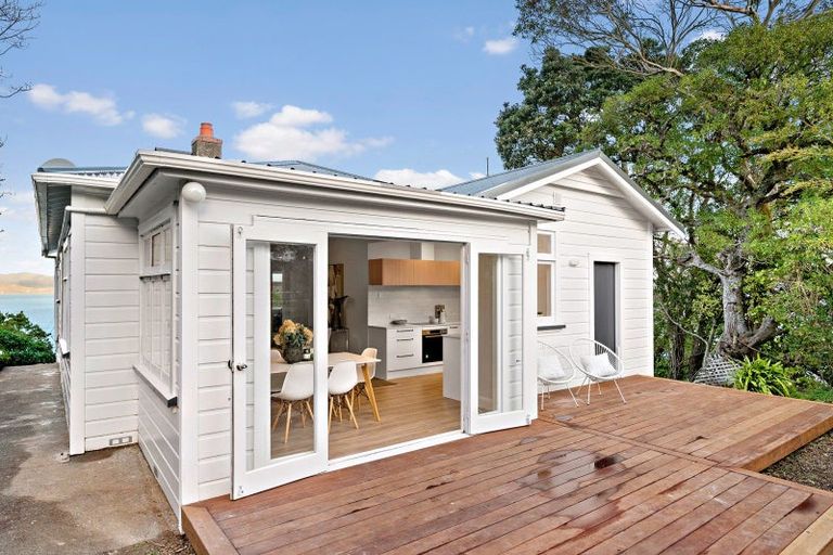 Photo of property in 7 Homebush Road, Khandallah, Wellington, 6035