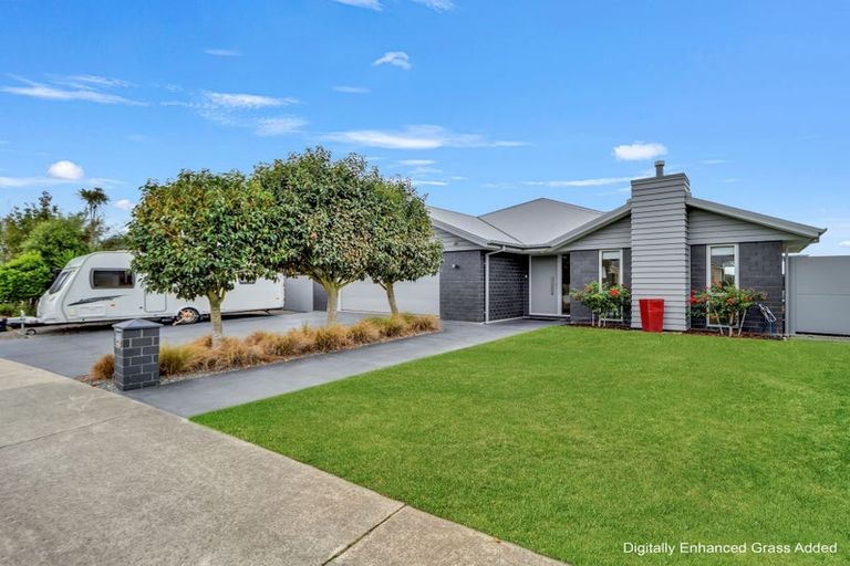 Photo of property in 56 Huntingdon Drive, Rangiora, 7400