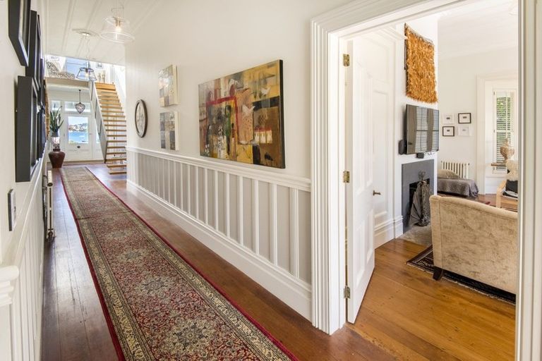 Photo of property in 12 Jubilee Avenue, Devonport, Auckland, 0624