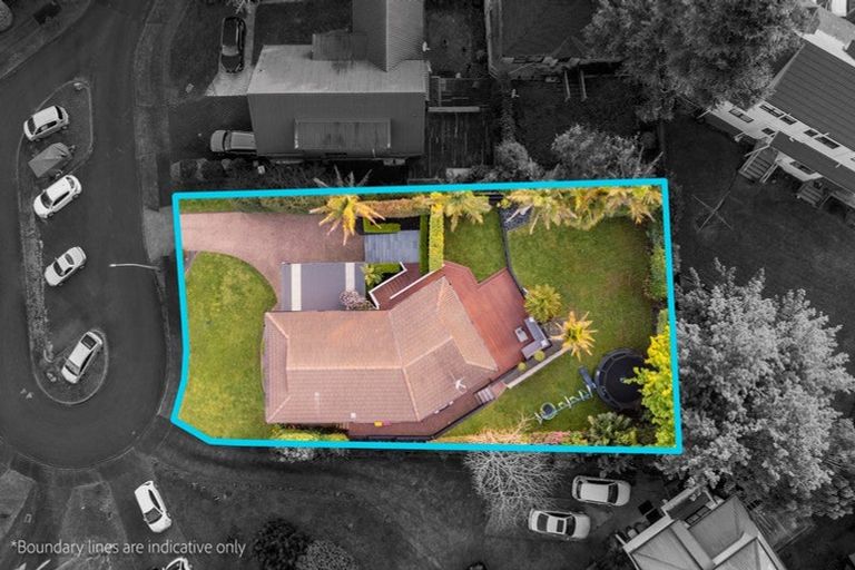 Photo of property in 8 Tilia Place, Totara Heights, Auckland, 2105