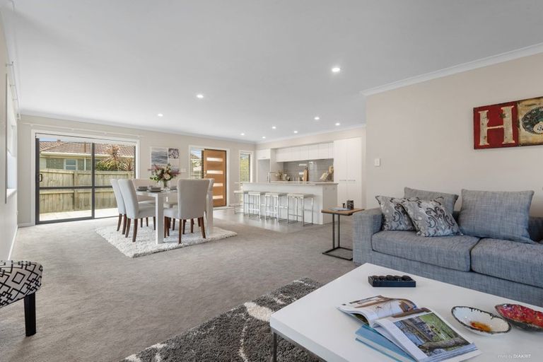 Photo of property in 14 Warriston Avenue, Waiuku, 2123