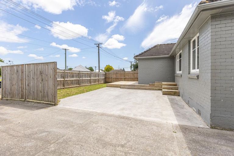 Photo of property in 1 Kauri Street, Levin, 5510