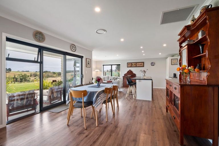 Photo of property in 29 Fry Road, Halcombe, Feilding, 4777