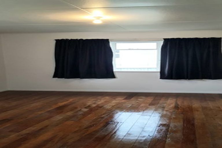 Photo of property in 4 Card Crescent, Featherston, 5710