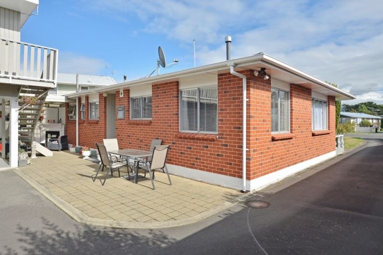Photo of property in 23 Augustus Street, Carterton, 5713