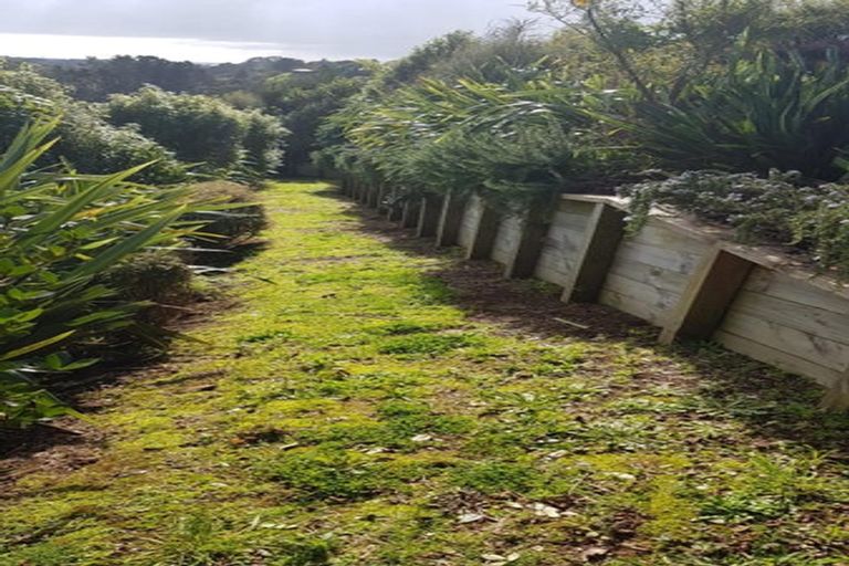 Photo of property in 20 Aderman Place, Hurworth, New Plymouth, 4310