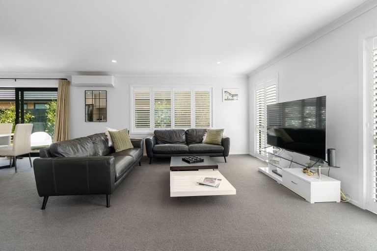 Photo of property in 24 Ruru Street, Cambridge, 3434