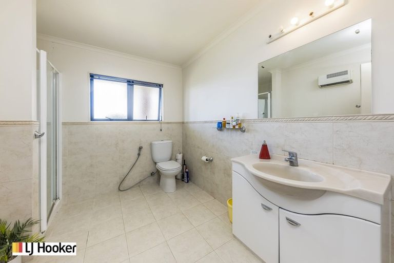 Photo of property in 200 Hill Road, The Gardens, Auckland, 2105