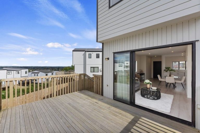 Photo of property in 6 Heketara Place, Papakura, 2110