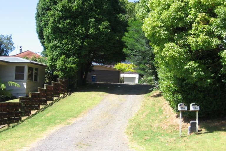 Photo of property in 15 Beeche Place, Birkdale, Auckland, 0626