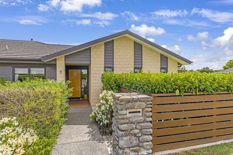 Photo of property in 2 Pohatu Lane, Otaki, 5512