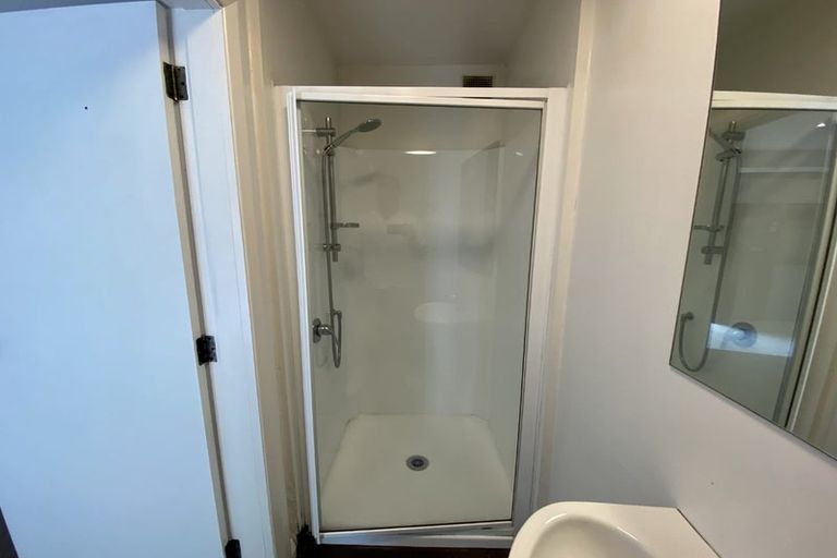 Photo of property in 361 The Terrace, Te Aro, Wellington, 6011