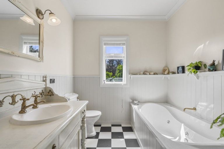 Photo of property in 492 Mangakahia Road, Maungatapere, Whangarei, 0179