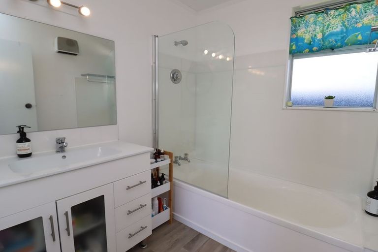 Photo of property in 13 Bywell Street, South Hill, Oamaru, 9400