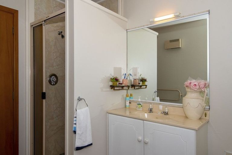 Photo of property in 98a Ronaldsay Street, Palmerston, 9430