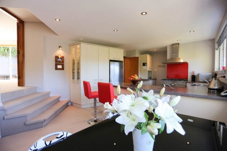 Photo of property in 11 Roseneath Place, Cashmere, Christchurch, 8022