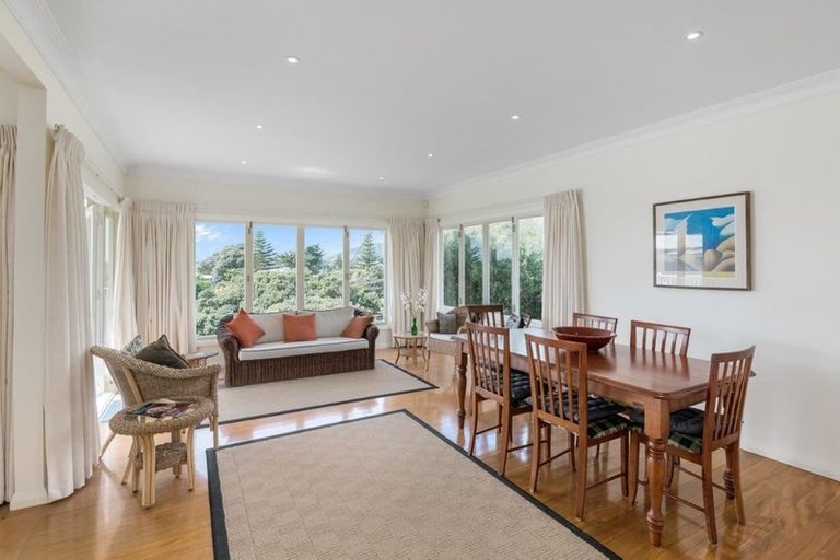 Photo of property in 12 Heperi Street, Waikanae Beach, Waikanae, 5036