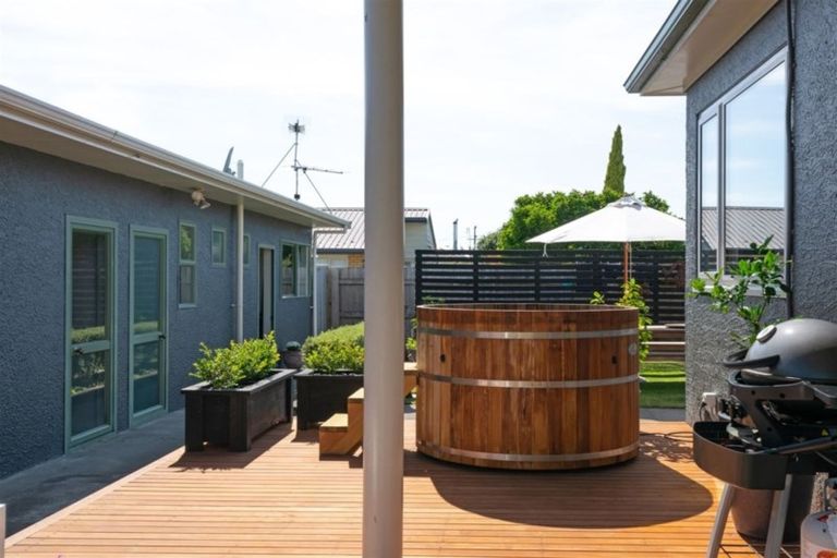 Photo of property in 42 Litchfield Street, Redwoodtown, Blenheim, 7201