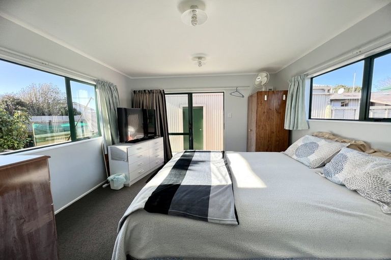 Photo of property in 28 Pine Crescent, Hargest, Invercargill, 9810