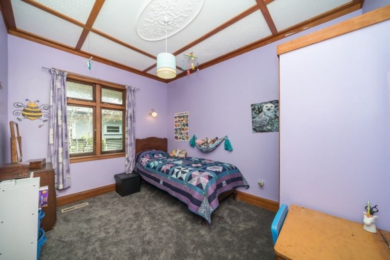 Photo of property in 74 Argyle Avenue, Takaro, Palmerston North, 4410