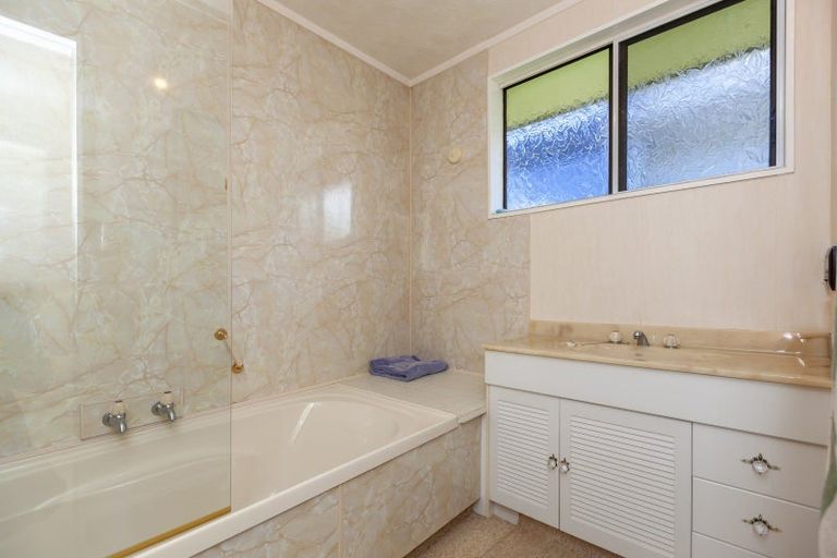 Photo of property in 29 Winara Avenue, Waikanae, 5036