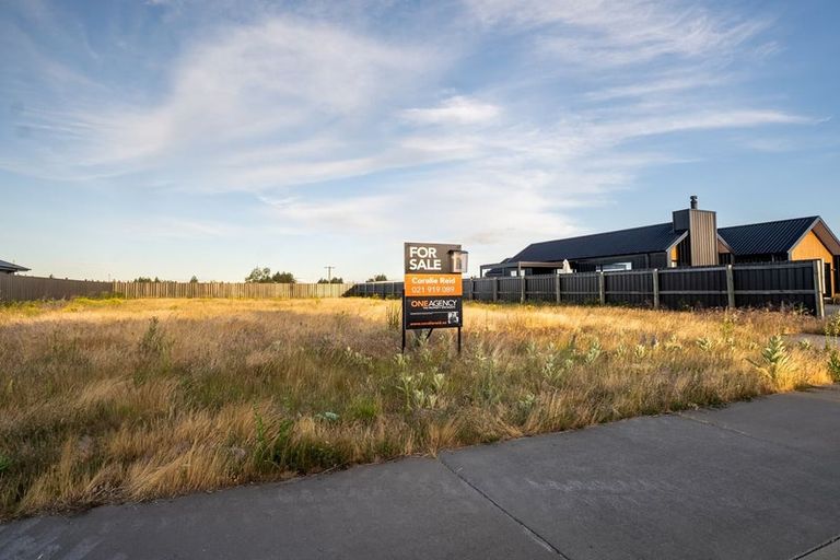 Photo of property in 13 Aoraki Crescent, Twizel, 7901