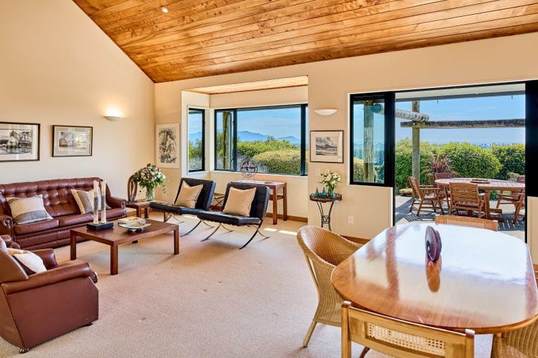 Photo of property in 57 Octavius Road, Peka Peka, Waikanae, 5391