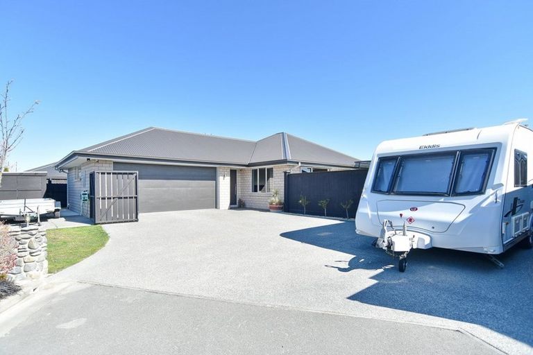 Photo of property in 49 Sequoia Way, Rangiora, 7400