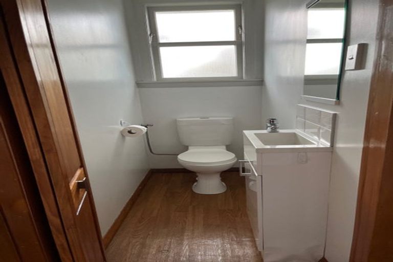 Photo of property in 30 Ealing Street, Redwood, Christchurch, 8051