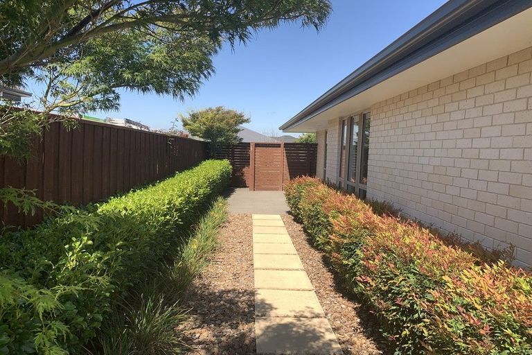 Photo of property in 16 Rossall Crescent, Rolleston, 7615