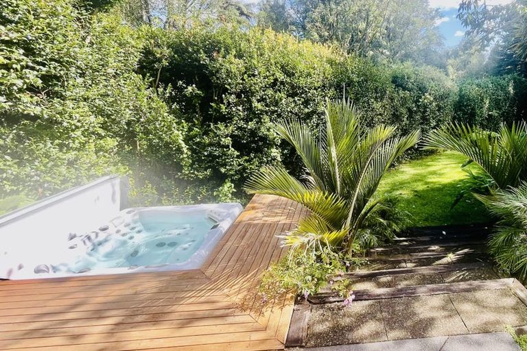 Photo of property in 160a Frankley Road, Frankleigh Park, New Plymouth, 4310