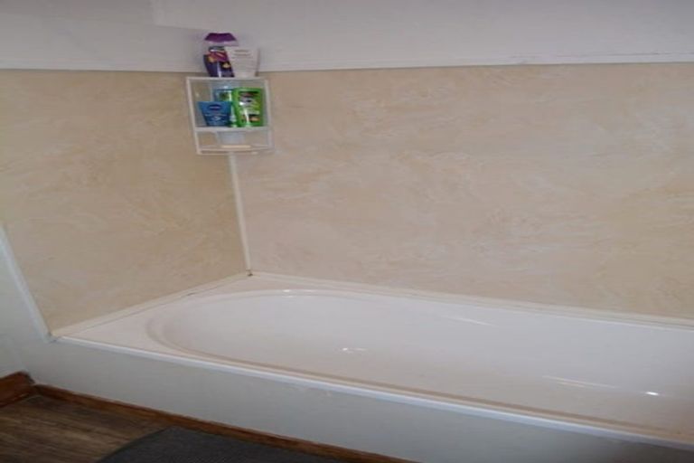 Photo of property in 17 Kinmont Crescent, Kinmont Park, Mosgiel, 9024