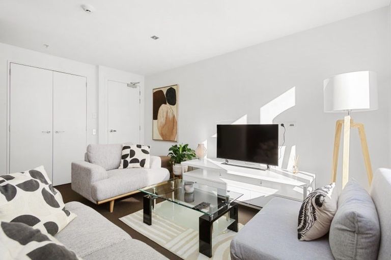 Photo of property in Republic2, 5n/10 Lorne Street, Te Aro, Wellington, 6011