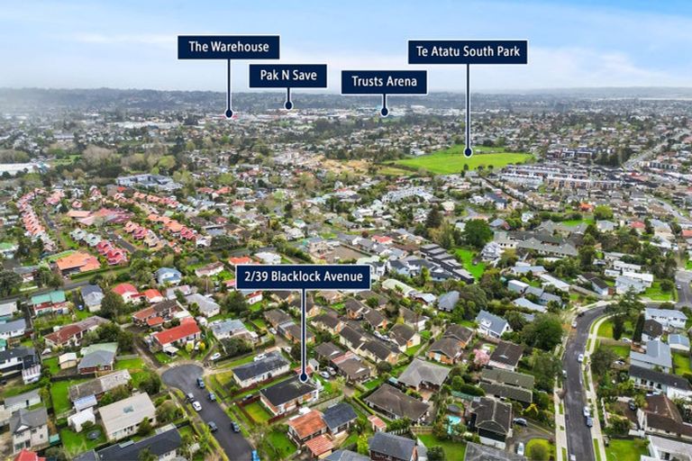 Photo of property in 2/39 Blacklock Avenue, Henderson, Auckland, 0612