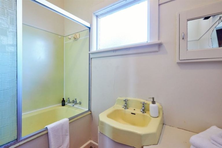 Photo of property in 1 Hastings Street, Kaikoura, 7300