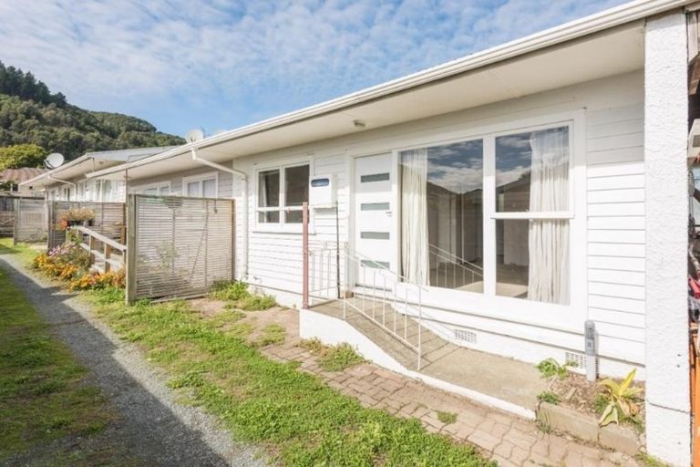 Photo of property in 2/229 Kawai Street South, Nelson South, Nelson, 7010