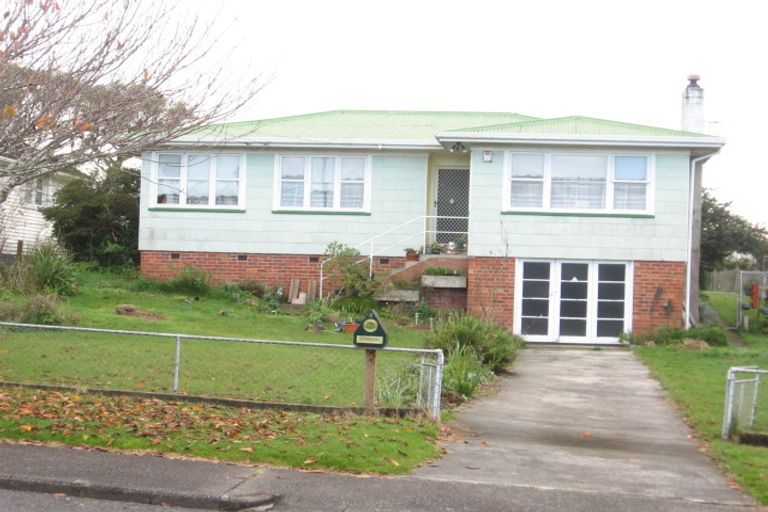 Photo of property in 4 Bowater Place, Manurewa, Auckland, 2102